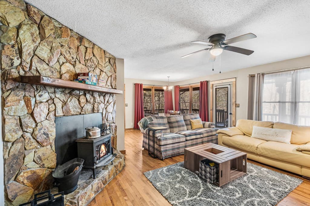 95 Laurel Cove Terrace, Murphy NC 28906 - Photo