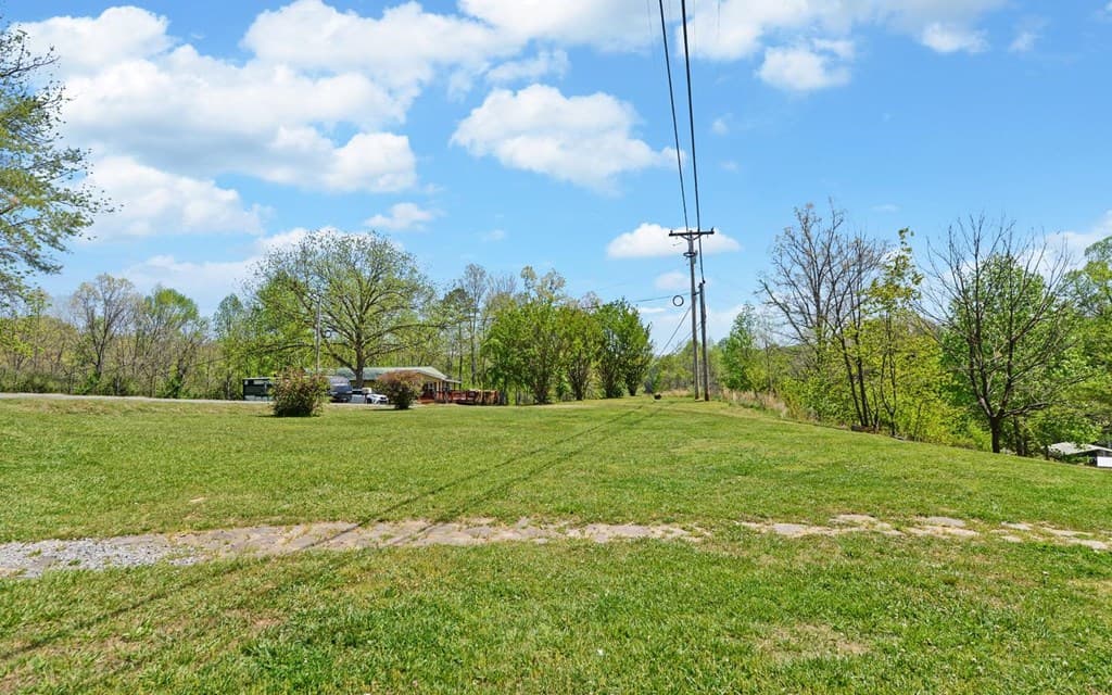 810 Grassy Creek Road, Copperhill TN 37317 - Photo