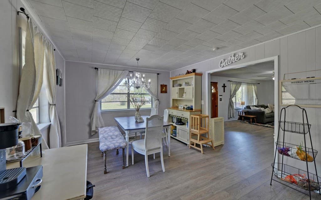 810 Grassy Creek Road, Copperhill TN 37317 - Photo