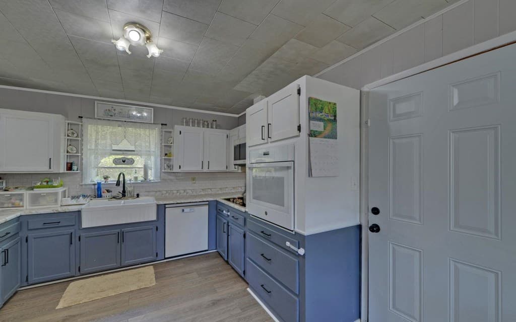 810 Grassy Creek Road, Copperhill TN 37317 - Photo