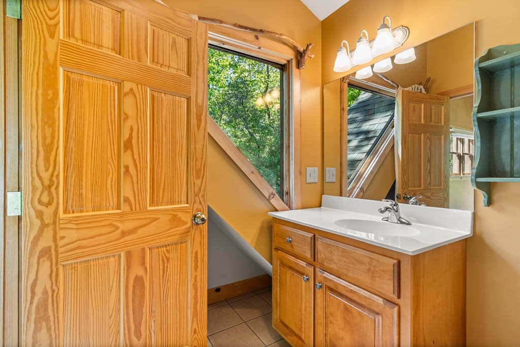 410 Falling Springs, Tiger GA 30576 - Photo