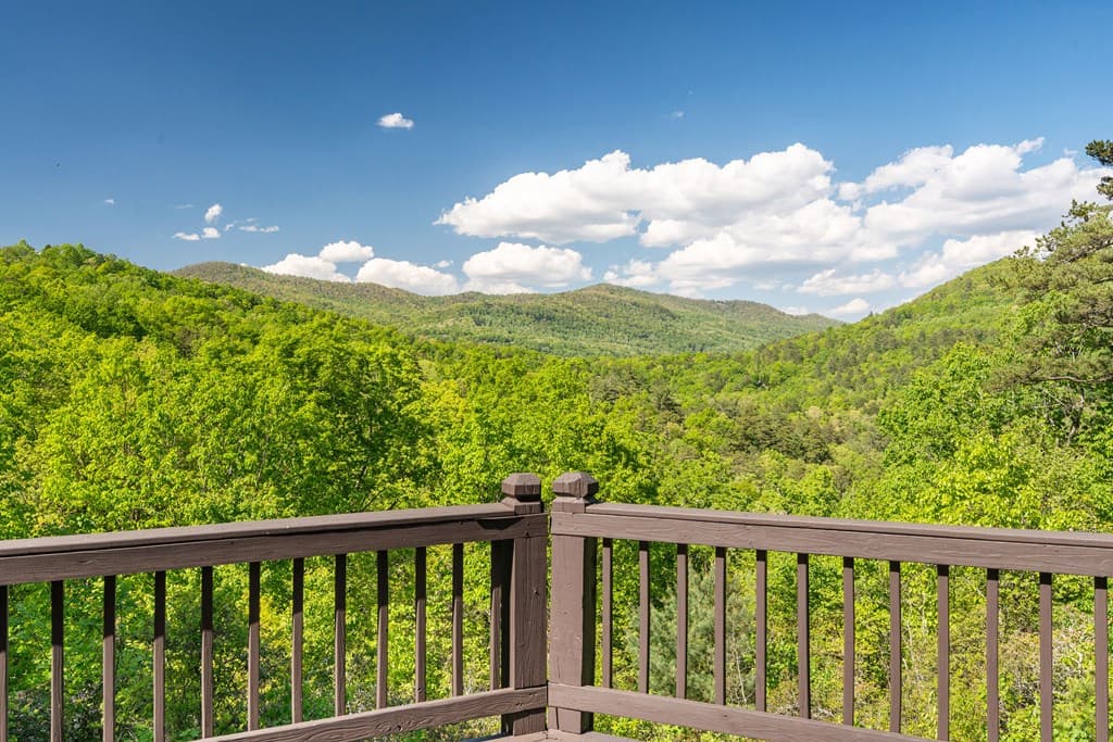 410 Falling Springs, Tiger GA 30576 - Photo