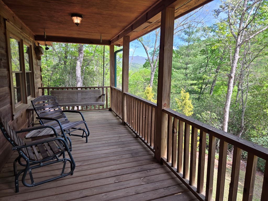 586 Laurel Haven Road, Hayesville NC 28904 - Photo