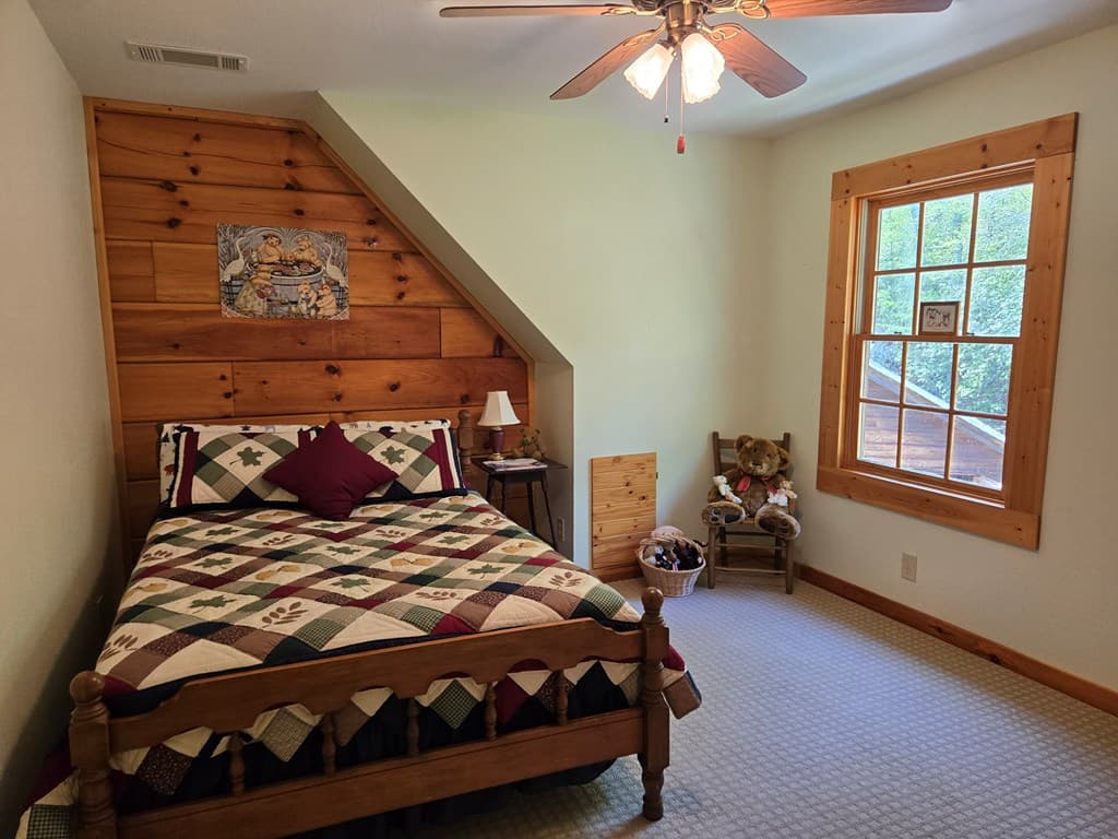 586 Laurel Haven Road, Hayesville NC 28904 - Photo