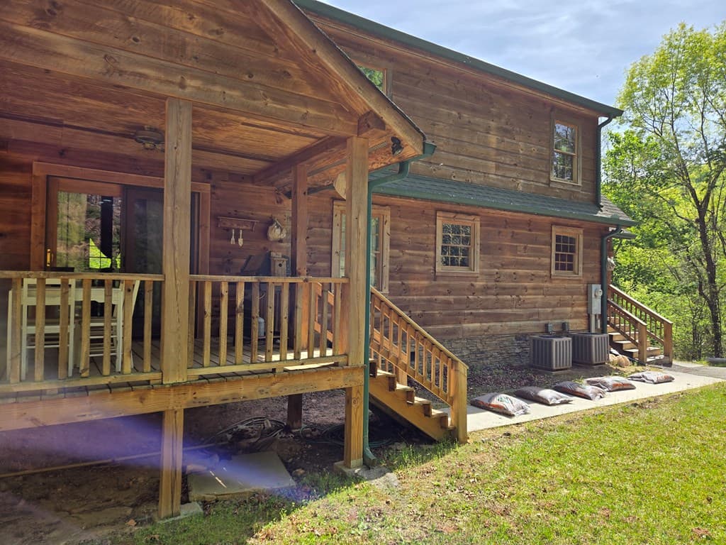586 Laurel Haven Road, Hayesville NC 28904 - Photo