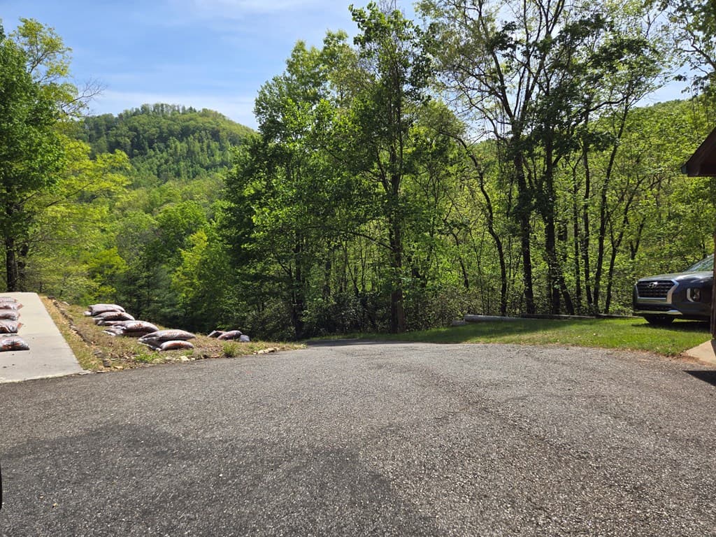 586 Laurel Haven Road, Hayesville NC 28904 - Photo