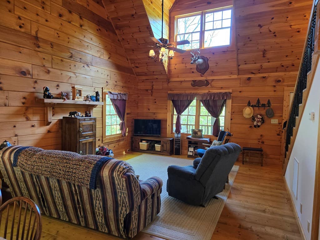 586 Laurel Haven Road, Hayesville NC 28904 - Photo