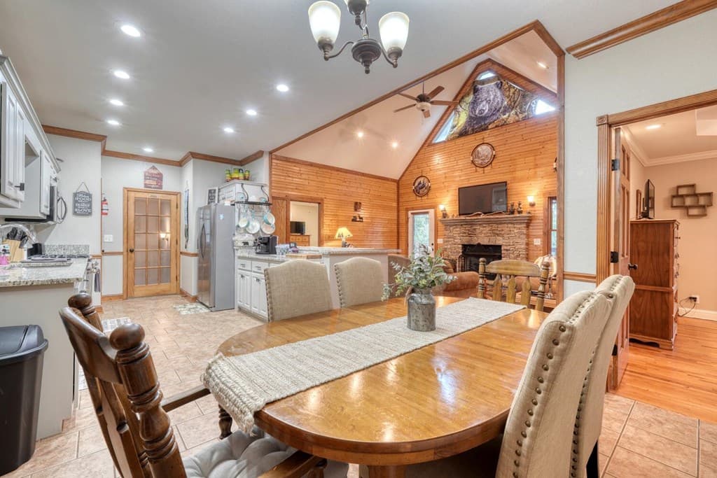 3204 Creek View Road, Hiawassee GA 30546 - Photo