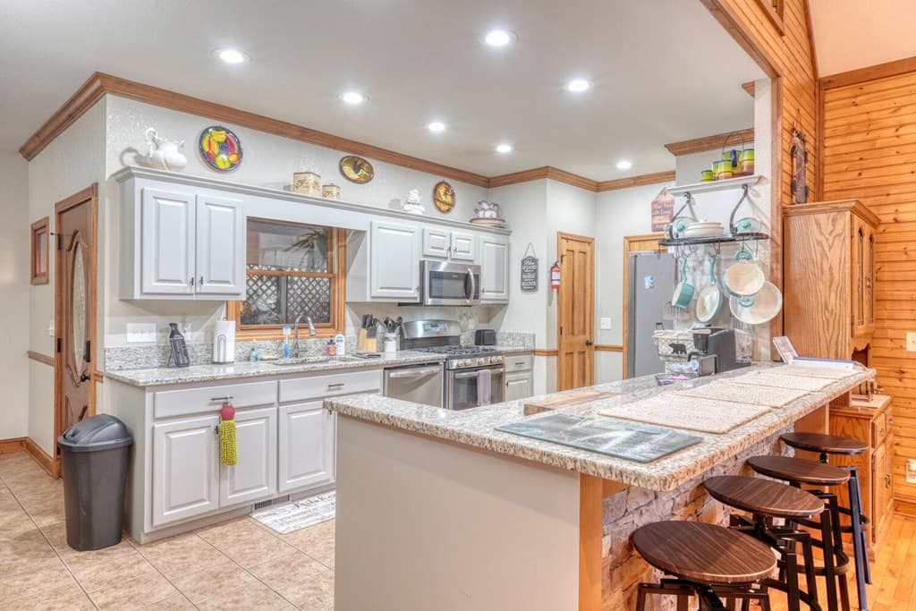 3204 Creek View Road, Hiawassee GA 30546 - Photo