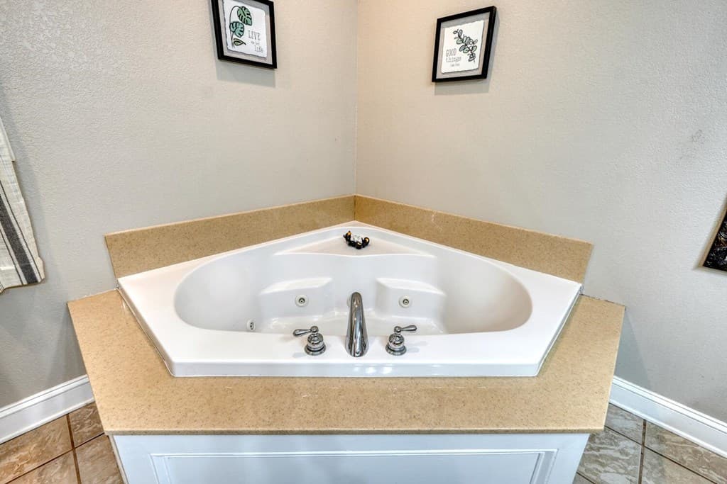 3204 Creek View Road, Hiawassee GA 30546 - Photo