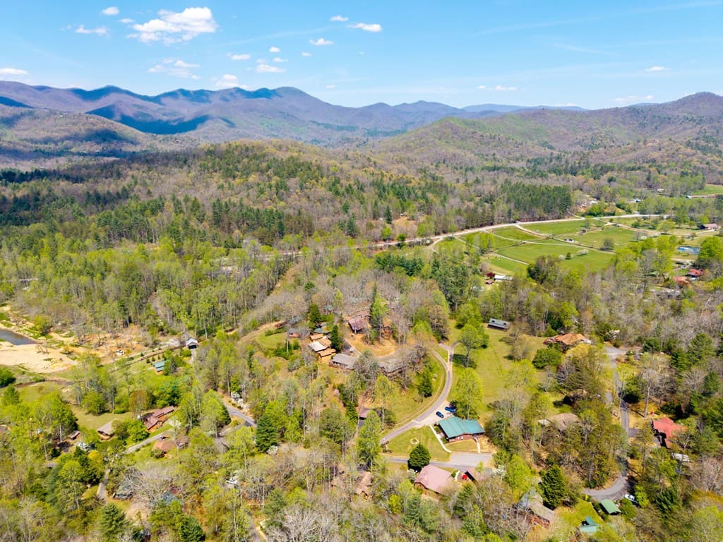 1855 Deer Run Circle, Hiawassee GA 30546 - Photo