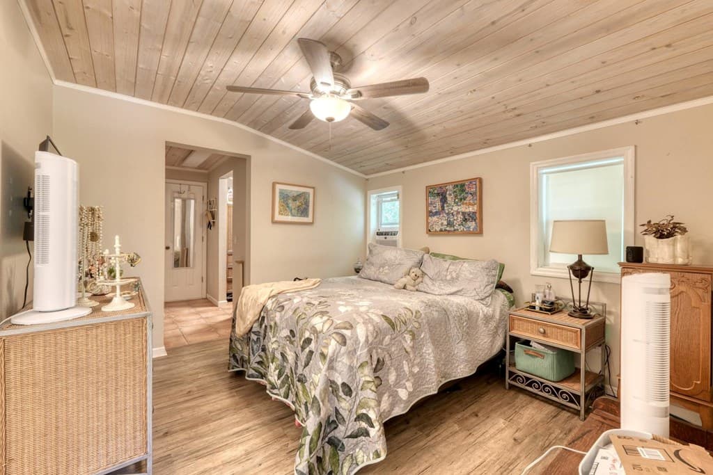 710 Town Mountain Road, Hayesville NC 28904 - Photo