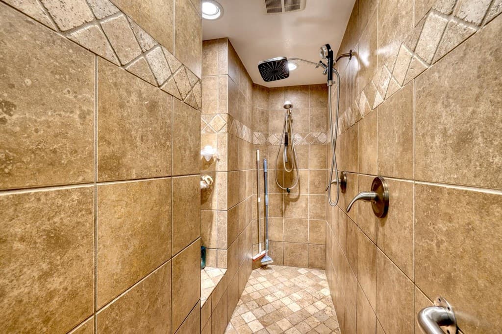 710 Town Mountain Road, Hayesville NC 28904 - Photo