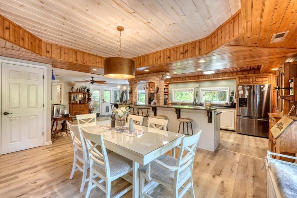 710 Town Mountain Road, Hayesville NC 28904 - Photo