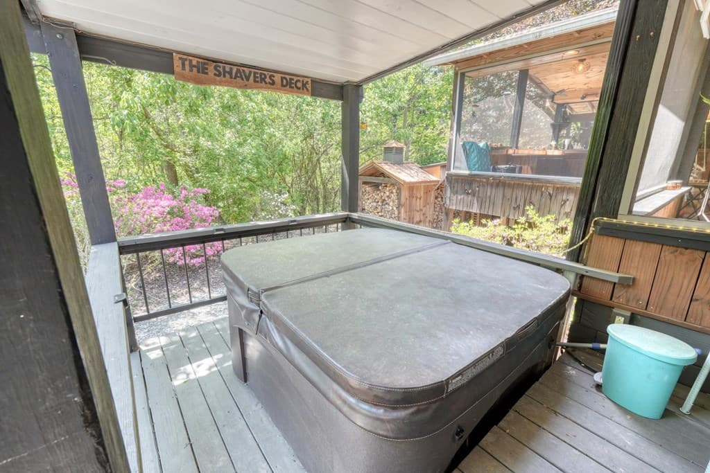 710 Town Mountain Road, Hayesville NC 28904 - Photo