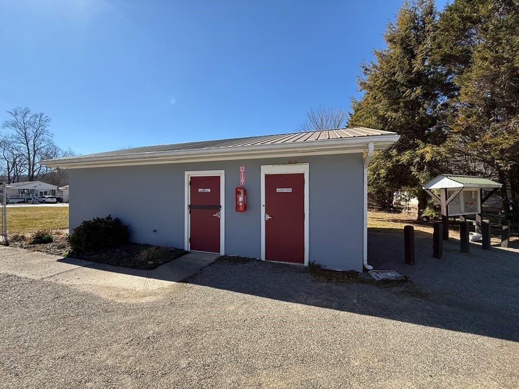 4368 Riverbank Run, Hiawassee GA 30546 - Photo