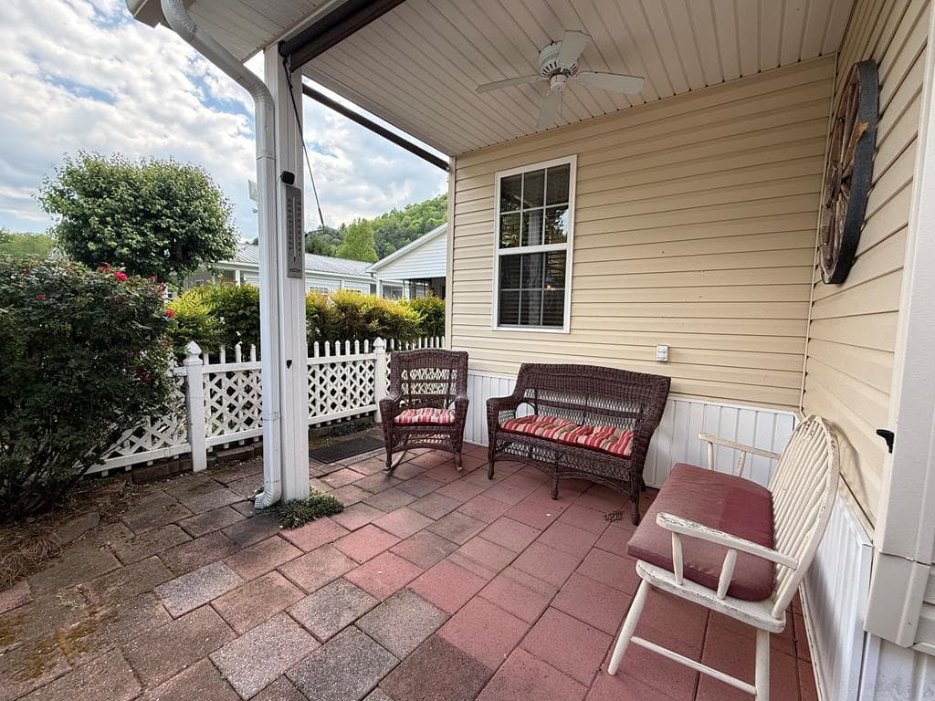 4368 Riverbank Run, Hiawassee GA 30546 - Photo