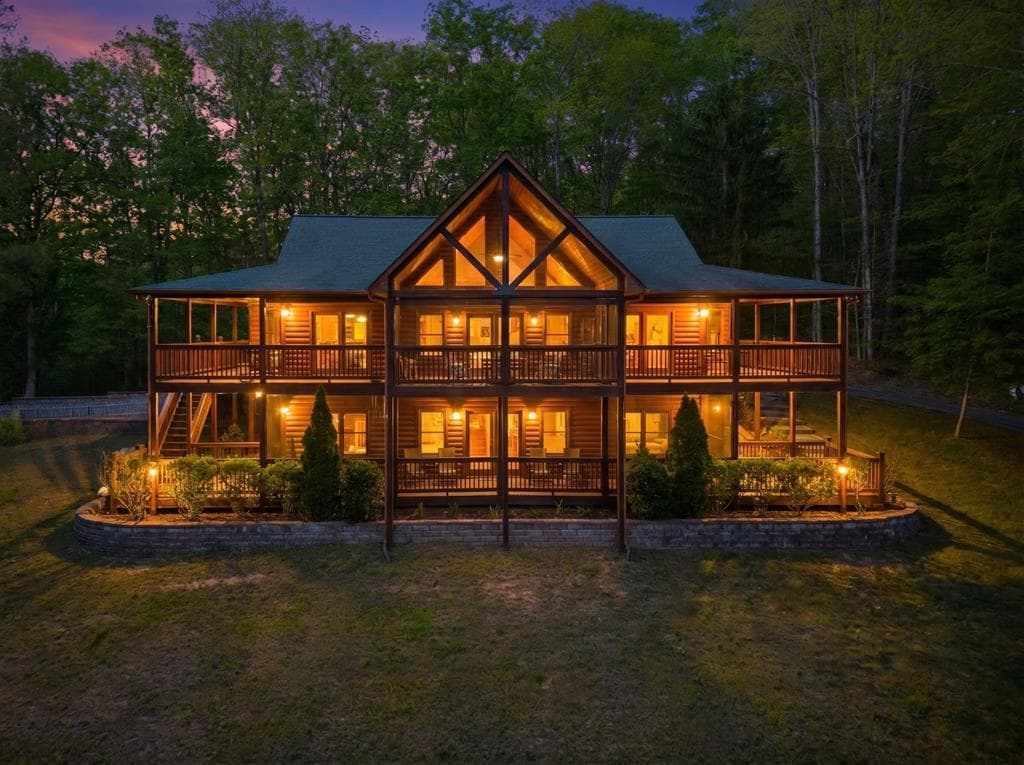 447 Creekmont Drive, Blairsville GA 30512 - Photo