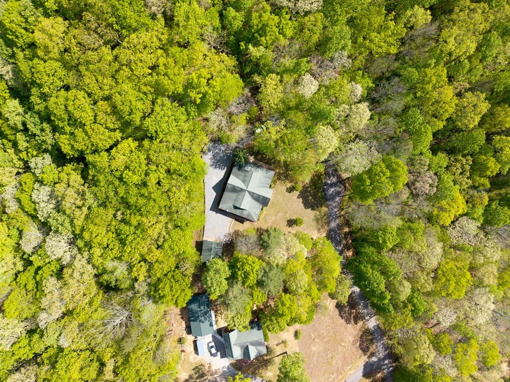 447 Creekmont Drive, Blairsville GA 30512 - Photo
