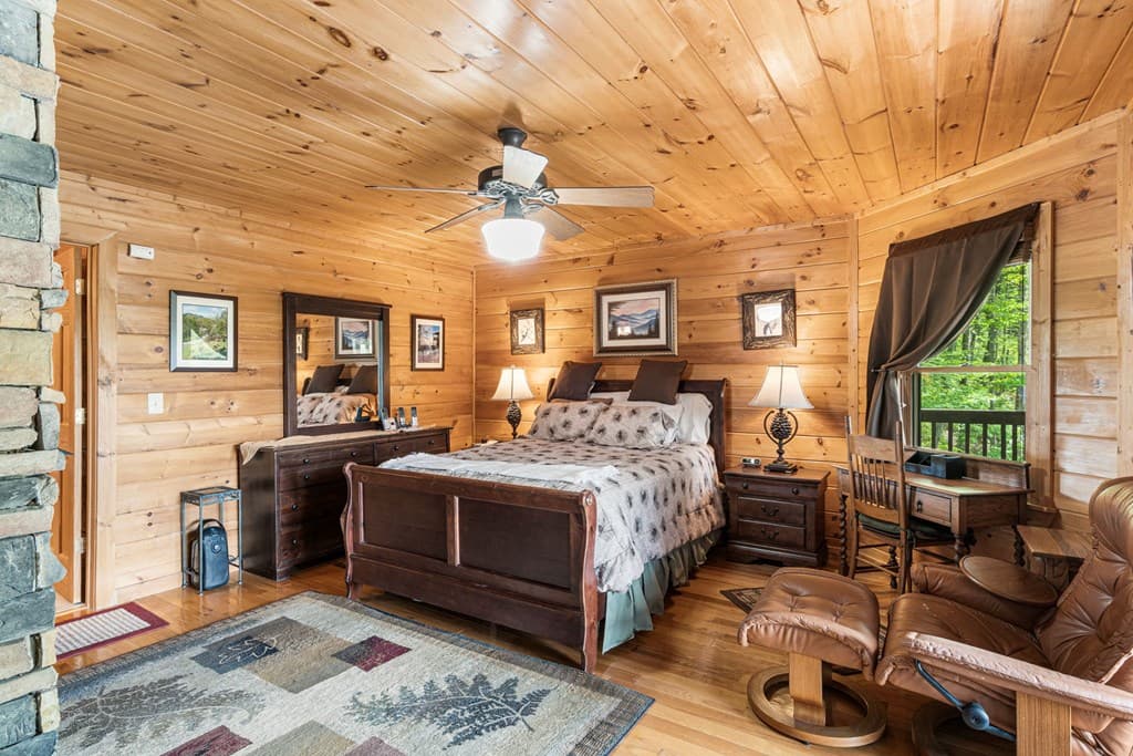 447 Creekmont Drive, Blairsville GA 30512 - Photo