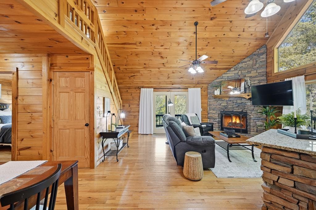 288 Kimbolton Drive, Morganton GA 30560 - Photo