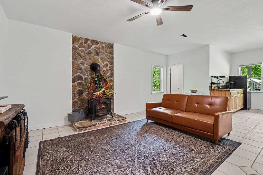 1136 Timber Ridge Lane, Ellijay GA 30540 - Photo