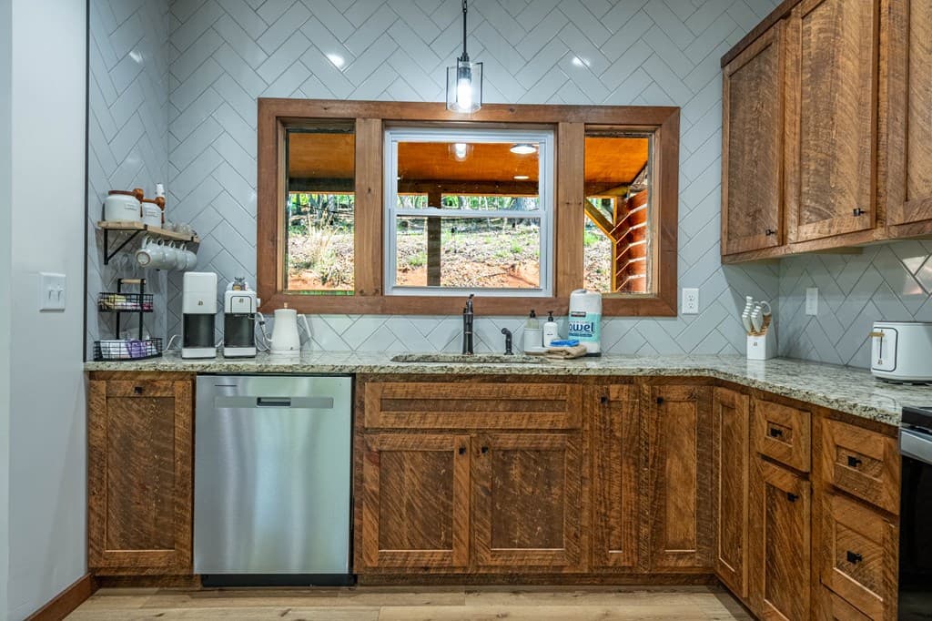 200 Echo Lane, Ellijay GA 30540 - Photo