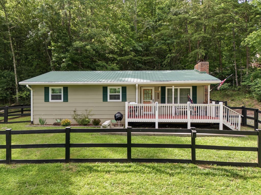 3426 Old Hwy 64 W, Warne NC 28909 - Photo