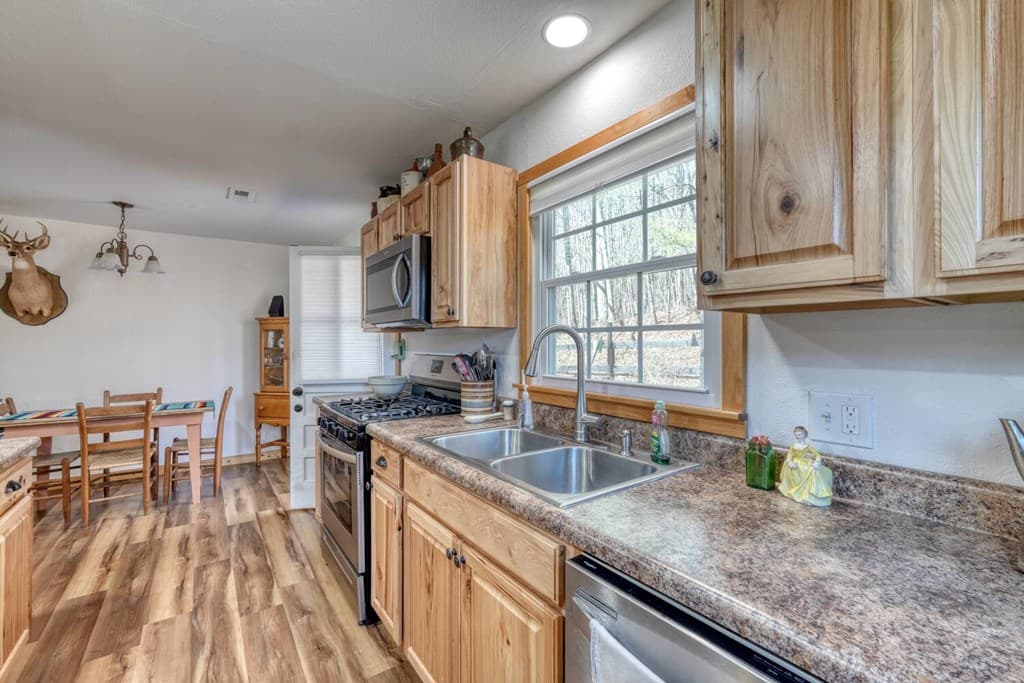3426 Old Hwy 64 W, Warne NC 28909 - Photo