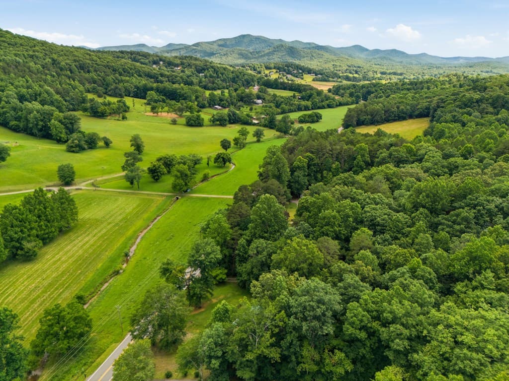 3426 Old Hwy 64 W, Warne NC 28909 - Photo