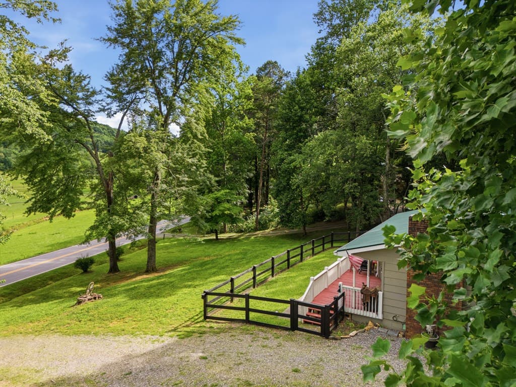 3426 Old Hwy 64 W, Warne NC 28909 - Photo