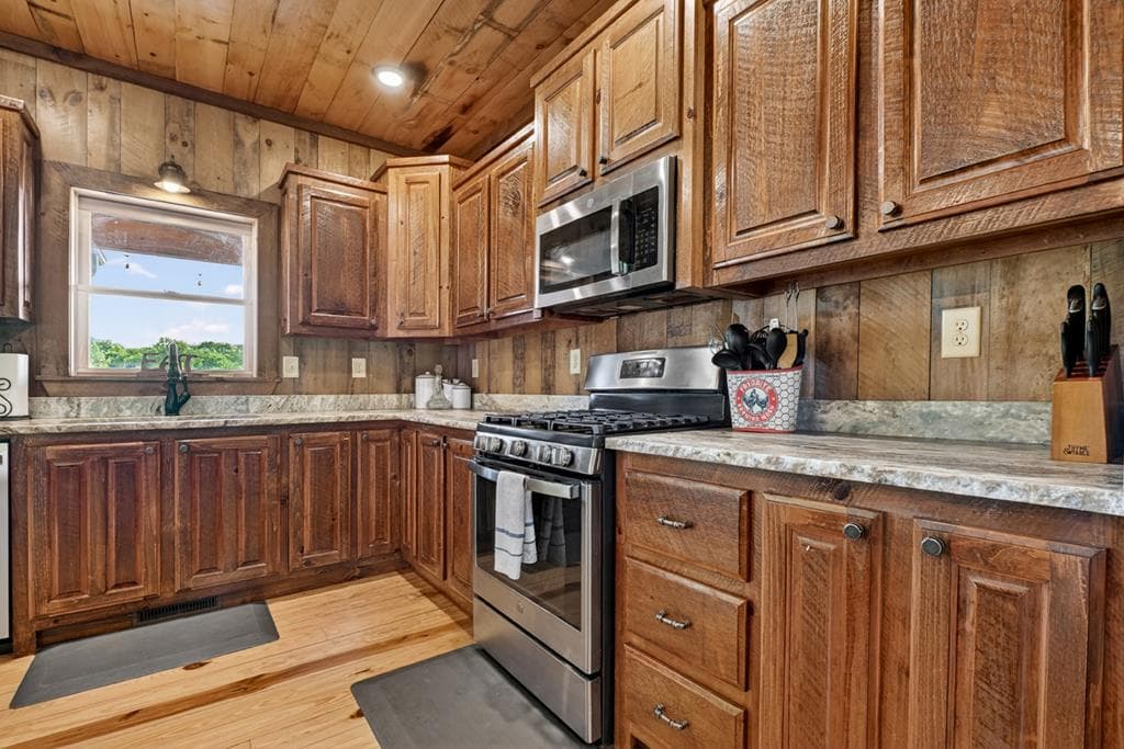 3804 Aska Road, Blue Ridge GA 30513 - Photo