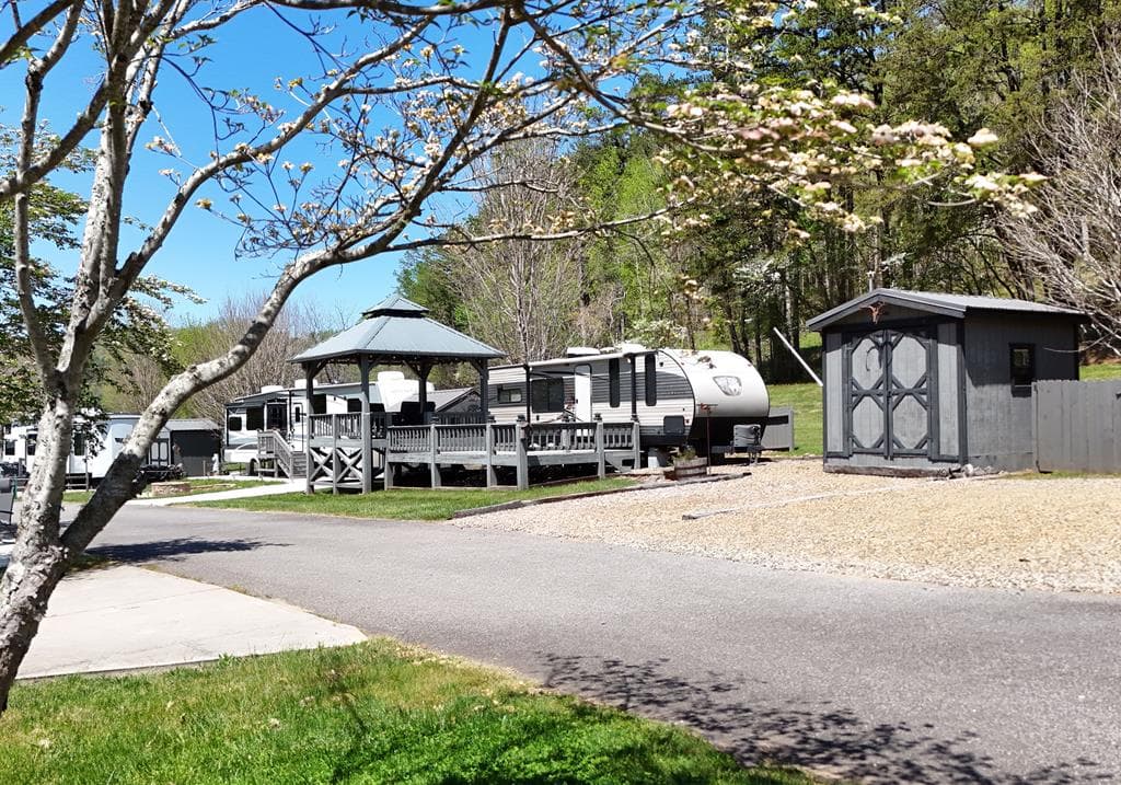98 Heavenly Drive, Blairsville GA 30512 - Primary photo