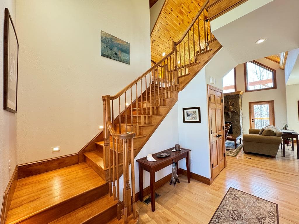 335 Northshore Drive, Blairsville GA 30512 - Photo