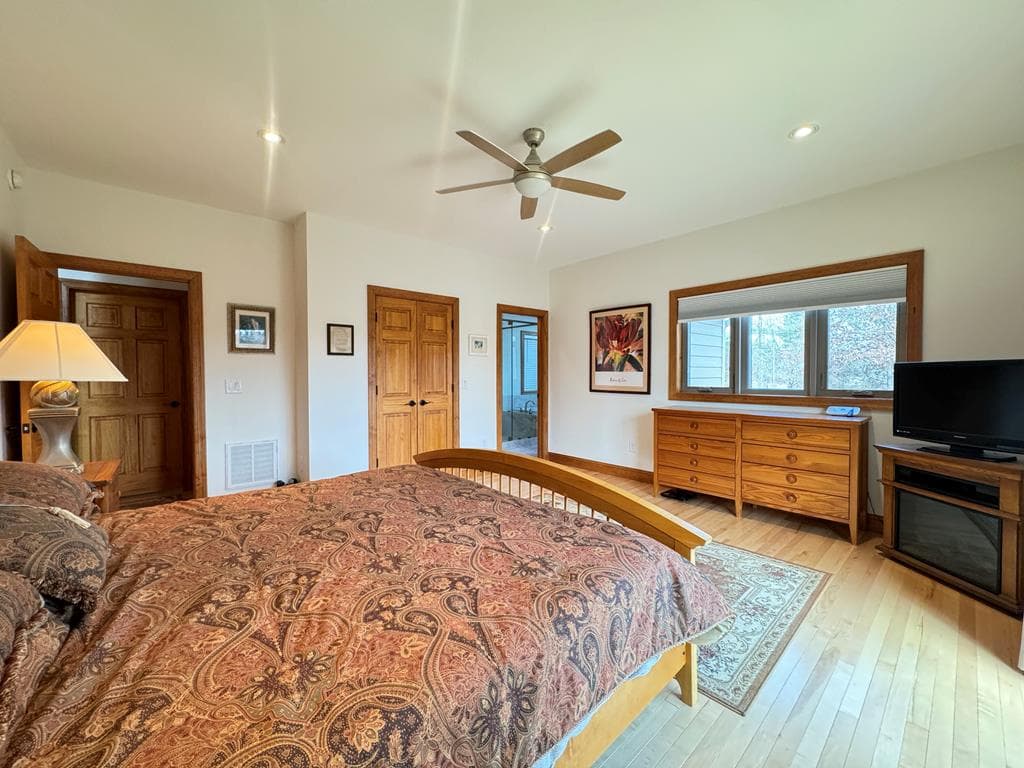335 Northshore Drive, Blairsville GA 30512 - Photo