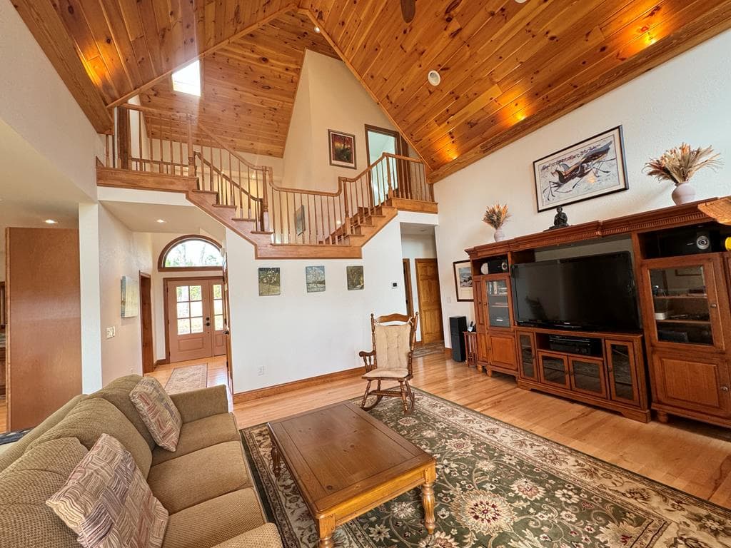335 Northshore Drive, Blairsville GA 30512 - Photo