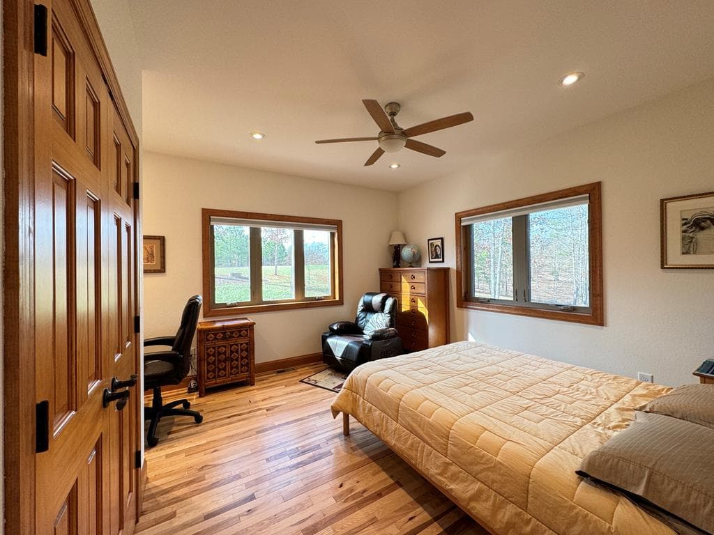 335 Northshore Drive, Blairsville GA 30512 - Photo