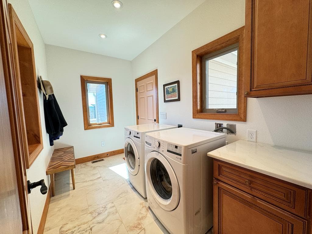 335 Northshore Drive, Blairsville GA 30512 - Photo