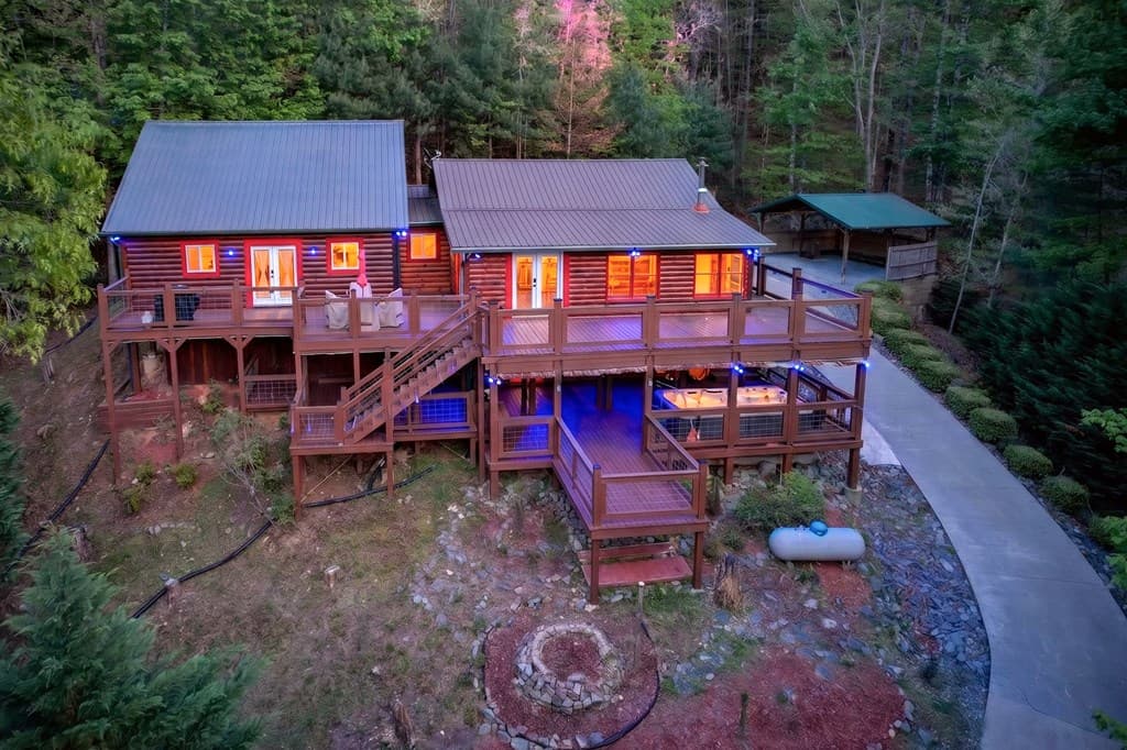 19 The Forest Road, Blue Ridge GA 30513 - Photo