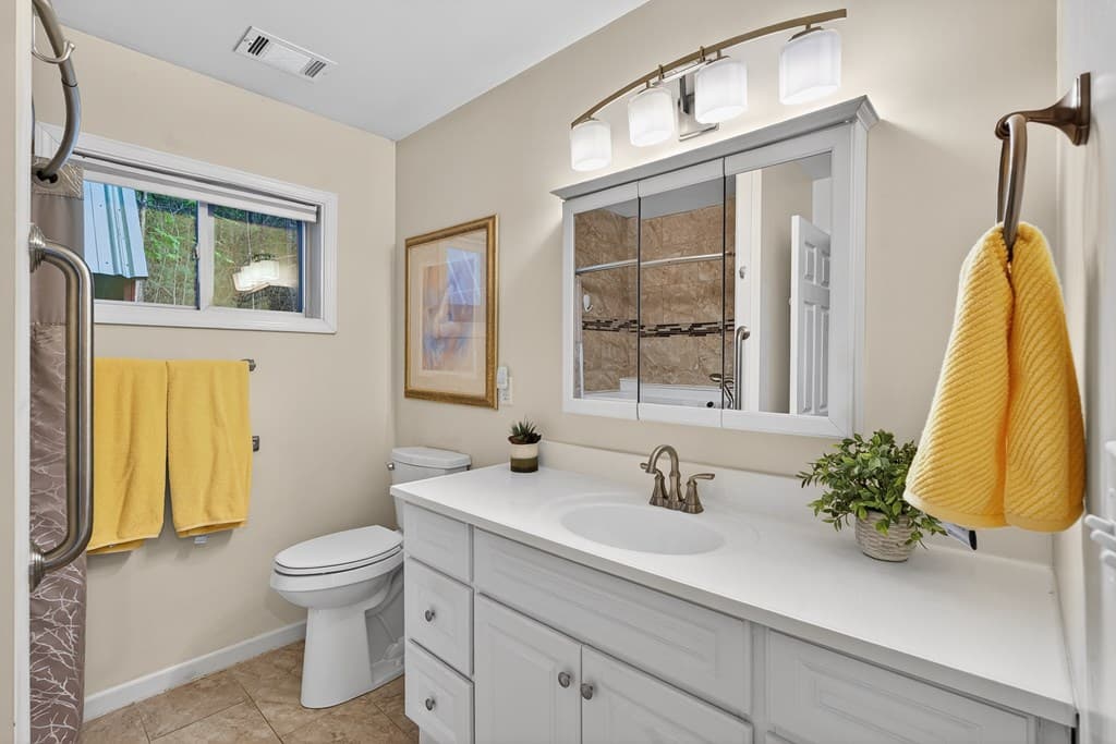 19 The Forest Road, Blue Ridge GA 30513 - Photo