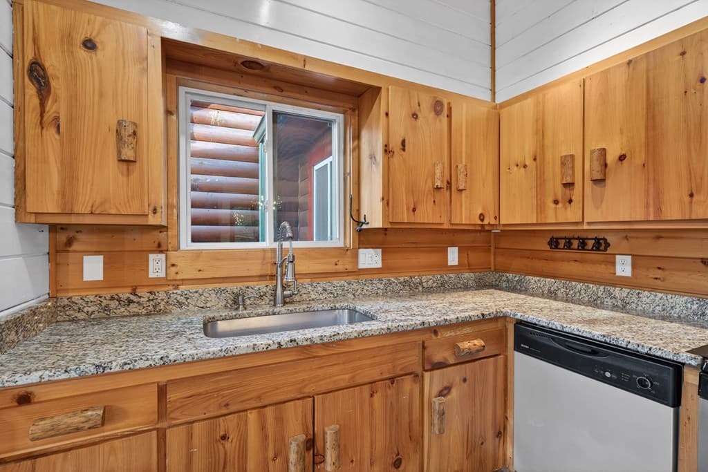 19 The Forest Road, Blue Ridge GA 30513 - Photo