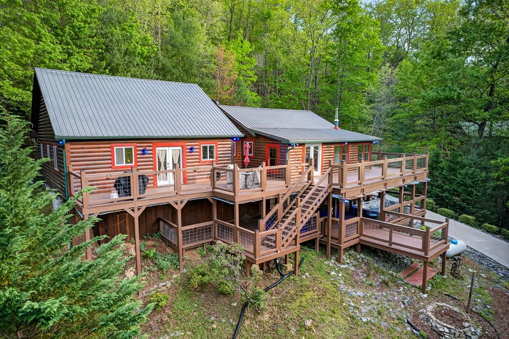 19 The Forest Road, Blue Ridge GA 30513 - Photo