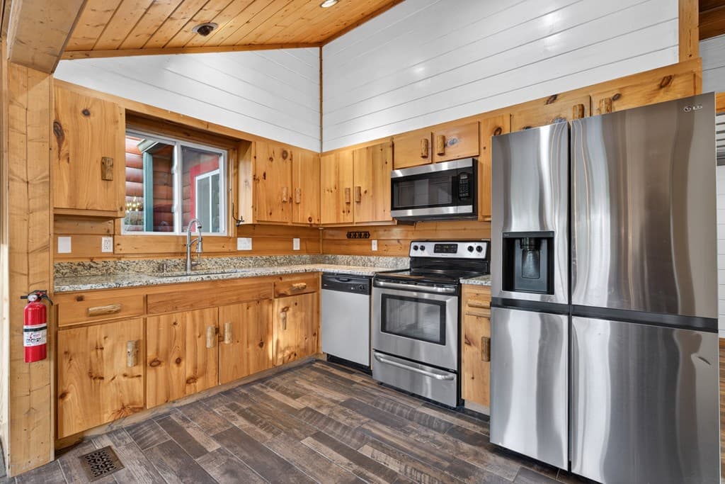 19 The Forest Road, Blue Ridge GA 30513 - Photo