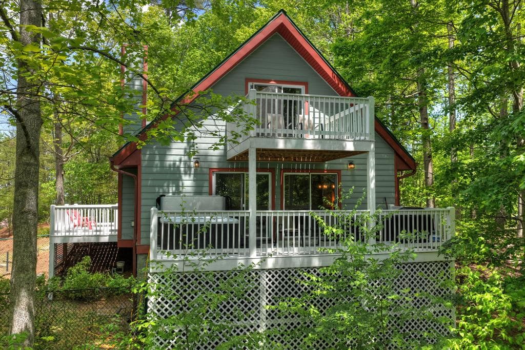 134 Mountain Hideaway Lane, Blue Ridge GA 30513 - Primary photo