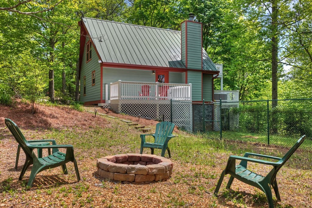 134 Mountain Hideaway Lane, Blue Ridge GA 30513 - Photo