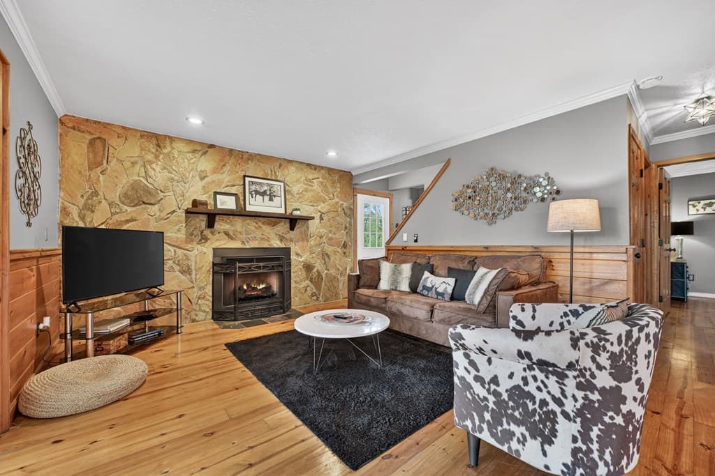 134 Mountain Hideaway Lane, Blue Ridge GA 30513 - Photo