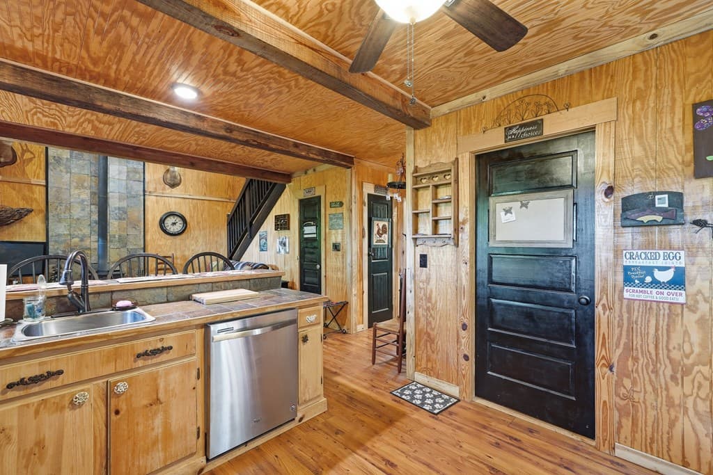 955 Mull Drive, Mineral Bluff GA 30559 - Photo