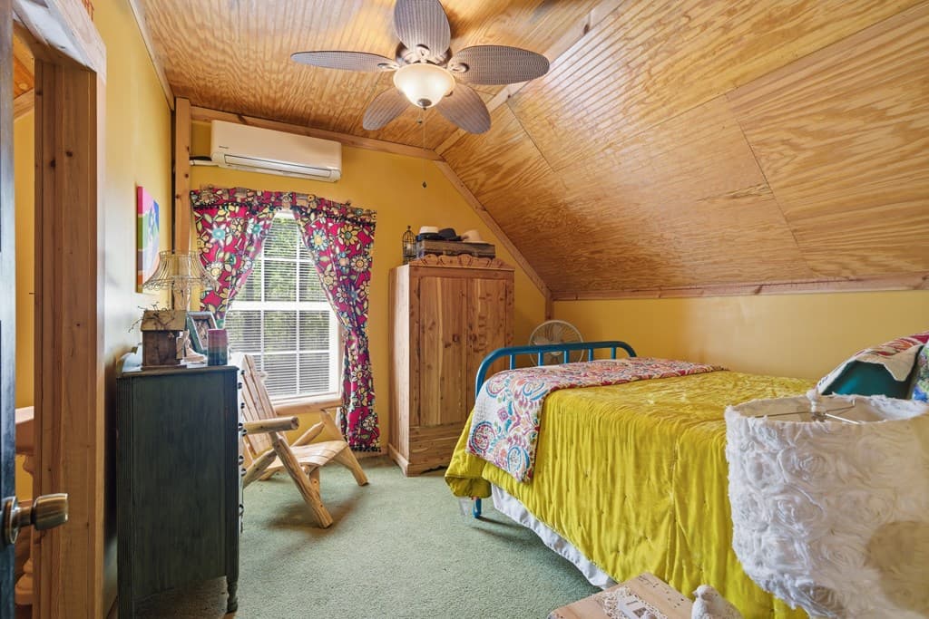 955 Mull Drive, Mineral Bluff GA 30559 - Photo