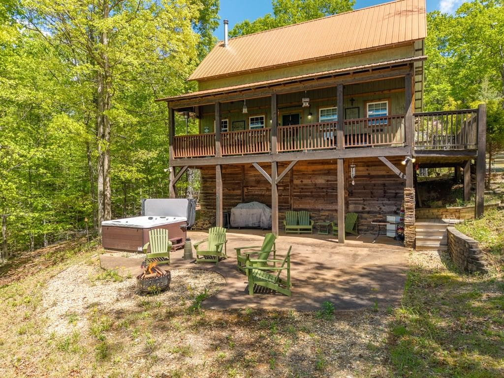955 Mull Drive, Mineral Bluff GA 30559 - Primary photo