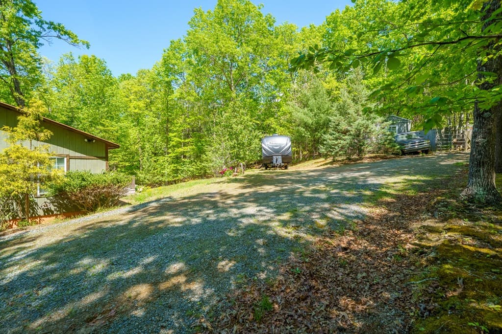 955 Mull Drive, Mineral Bluff GA 30559 - Photo